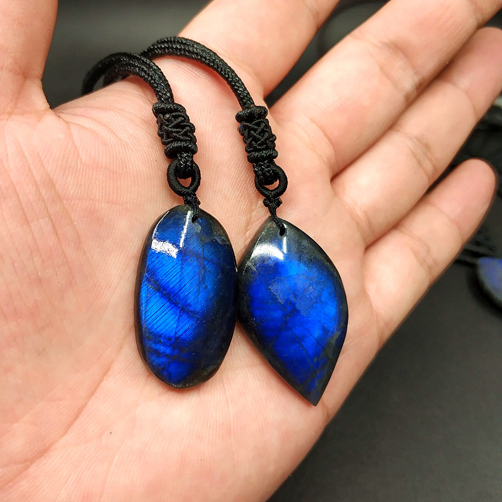 Natural crystal pendant pendant